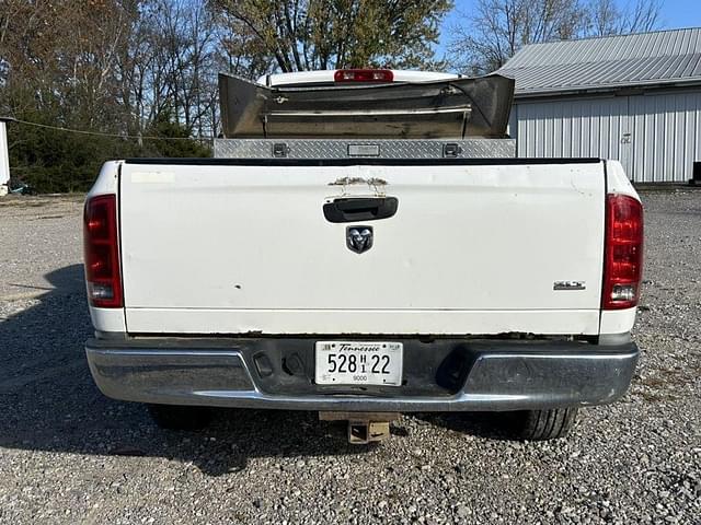 Image of Dodge Ram 1500 equipment image 2