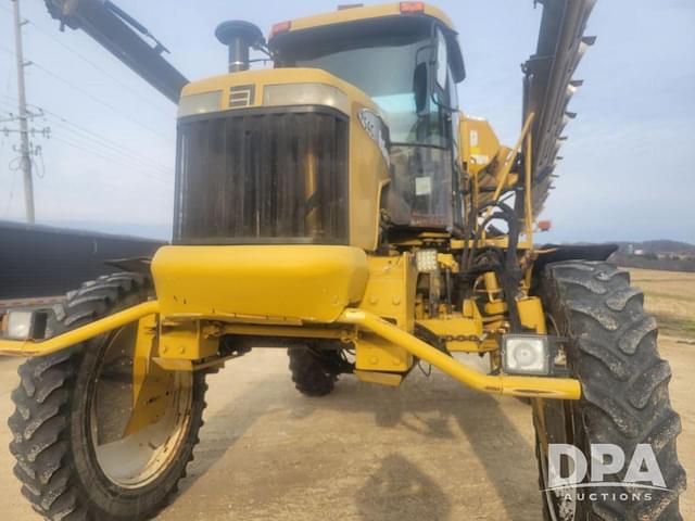 Image of Ag-Chem RoGator 1254C equipment image 1