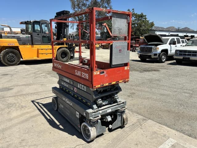 Image of Sky Jack SJIII3219 equipment image 1
