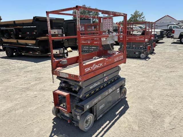 Image of Sky Jack SJIII3219 equipment image 2