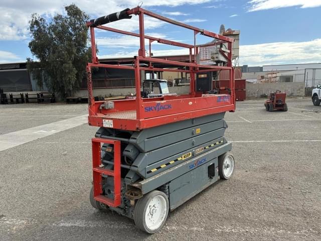 Image of Sky Jack SJIII3226 equipment image 2