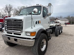 2004 Sterling L7500 Image
