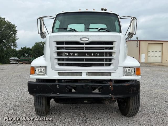Image of Sterling L7500 equipment image 1