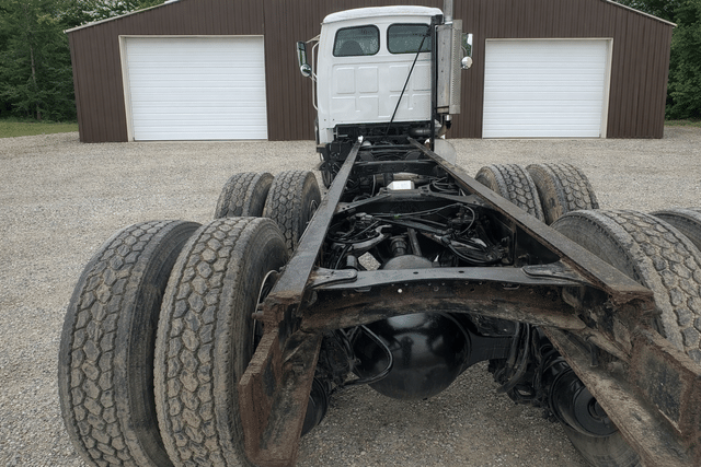 Image of Sterling L9500 equipment image 3