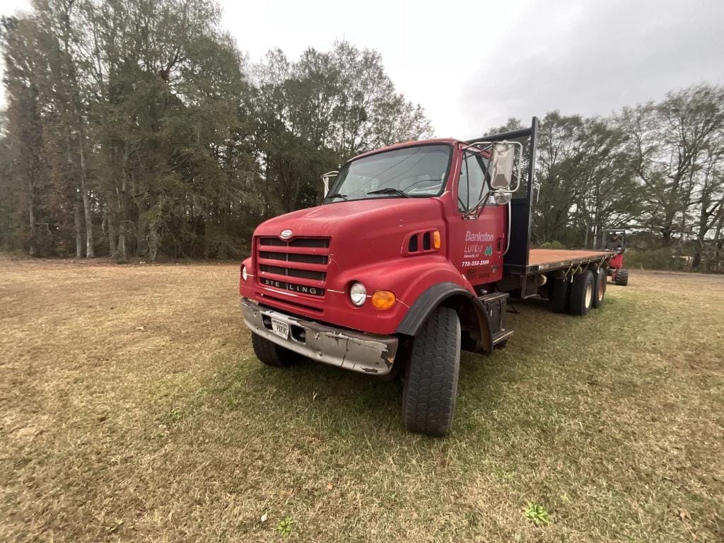 2004 Sterling LT7500 Equipment Image0