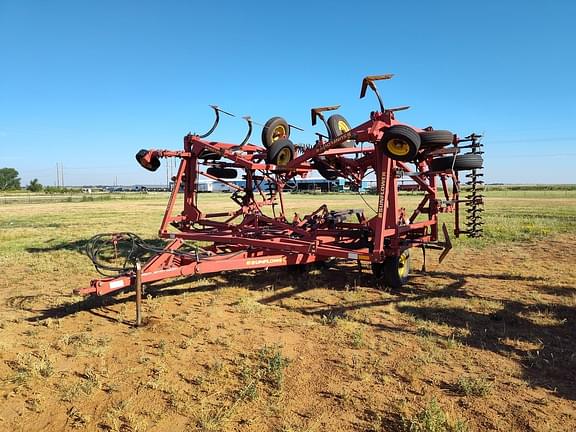 Image of Sunflower 3060-42 equipment image 1