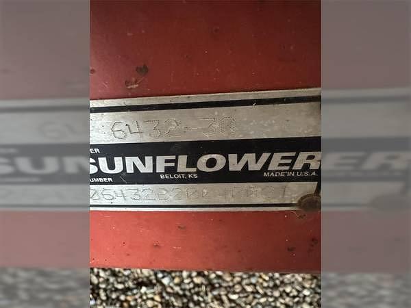 Image of Sunflower 6432 equipment image 2