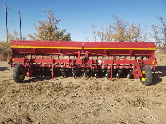 2004 Sunflower 9412-20 Equipment Image0