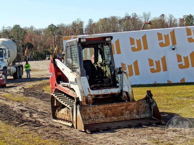 Image of Takeuchi TL150 equipment image 2