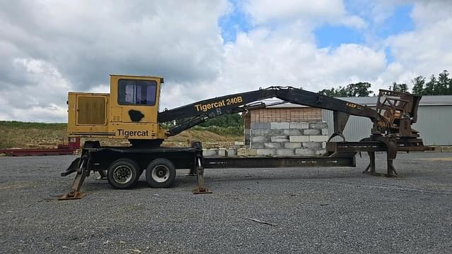 Image of Tigercat 240B equipment image 2