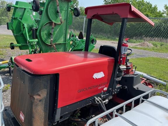 Image of Toro Groundsmaster 4500D equipment image 2
