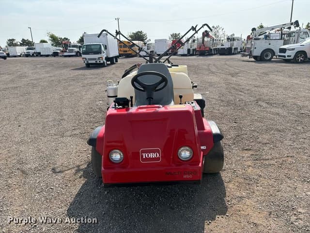 Image of Toro Multi Pro 1250 equipment image 1