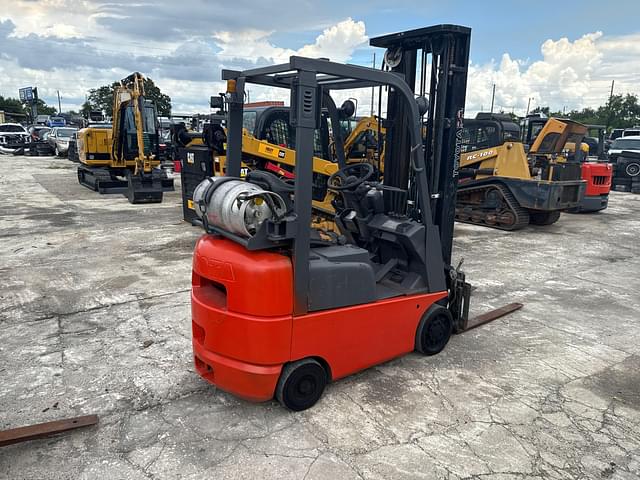 Image of Toyota 7FGCU15 equipment image 4