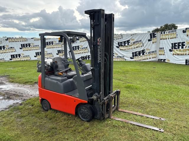 Image of Toyota 7FGCU15 equipment image 2