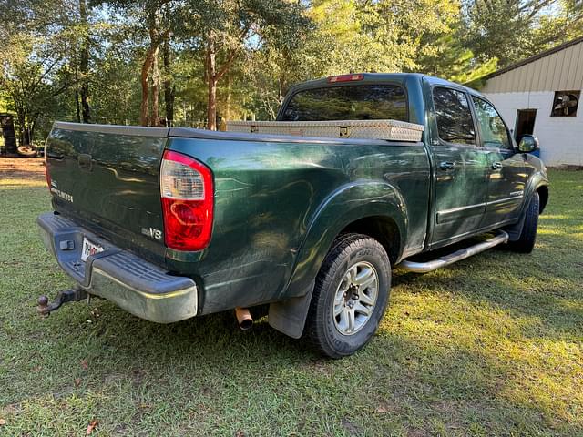 Image of Toyota Tundra equipment image 1