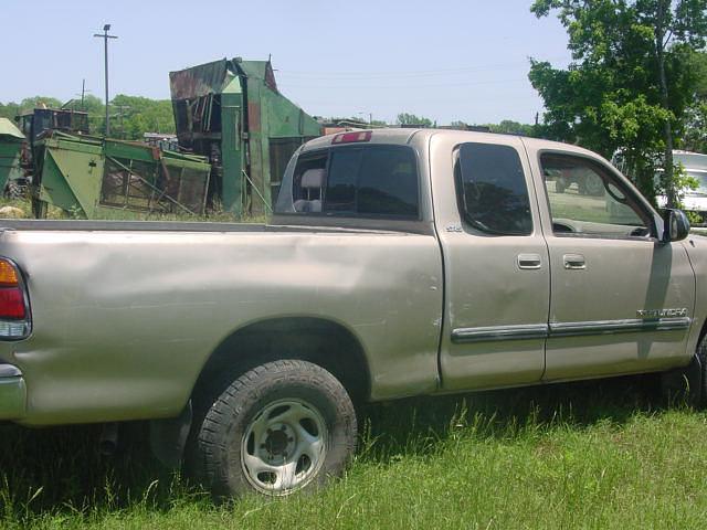Image of Toyota Tundra Image 1