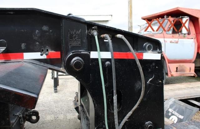 Image of Trail King TK110HDG-533 equipment image 3