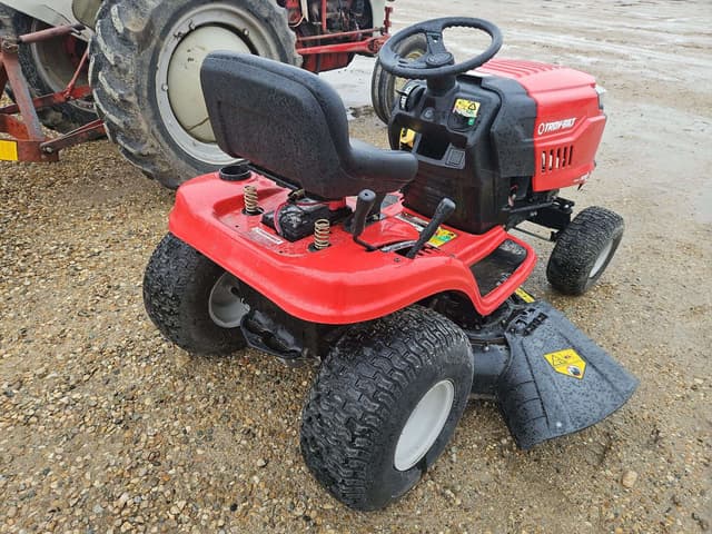 Image of Troy Bilt Pony equipment image 3