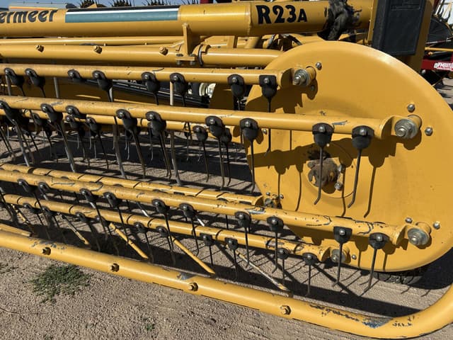 Image of Vermeer R23A equipment image 4