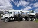 2004 Volvo VHD Image