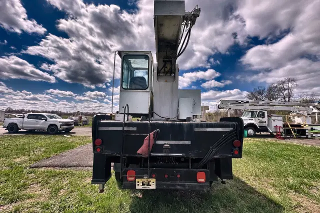 Image of Volvo VHD equipment image 4