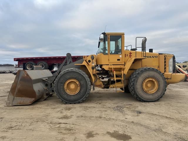 Image of Volvo L220E equipment image 1