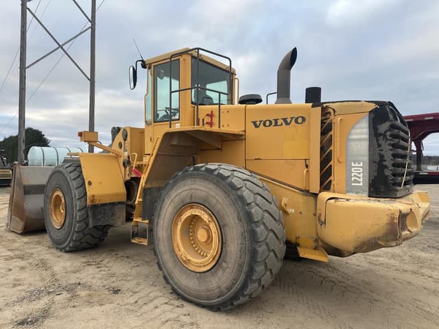 Image of Volvo L220E equipment image 2
