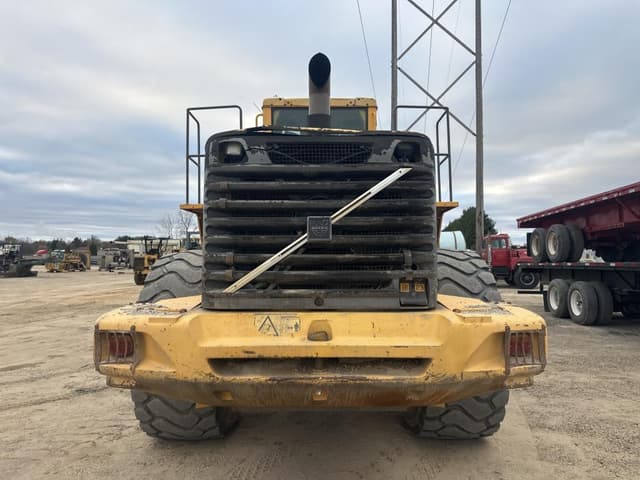 Image of Volvo L220E equipment image 3