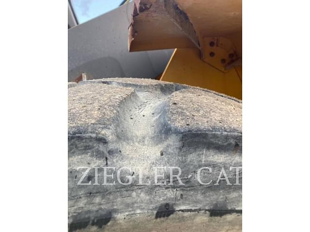 Image of Volvo L220E equipment image 2