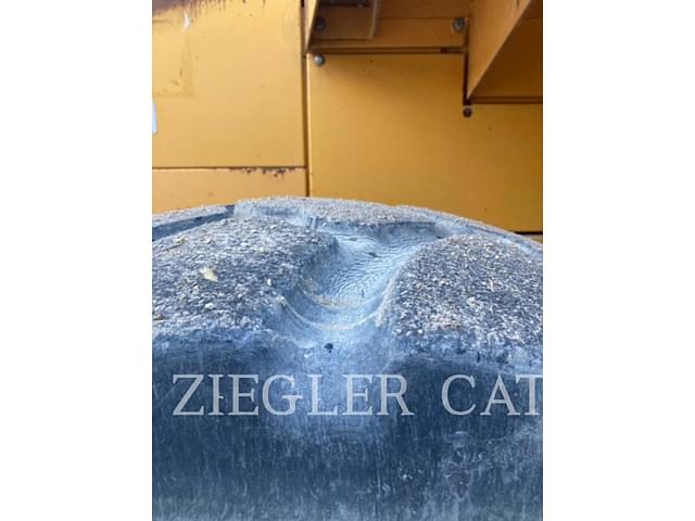 Image of Volvo L220E equipment image 3
