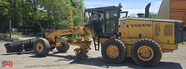 Image of Volvo G726B equipment image 3