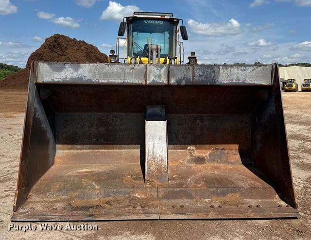 Image of Volvo L120E equipment image 1