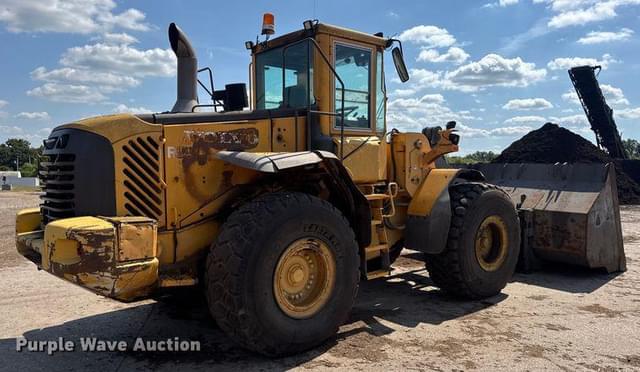 Image of Volvo L120E equipment image 4