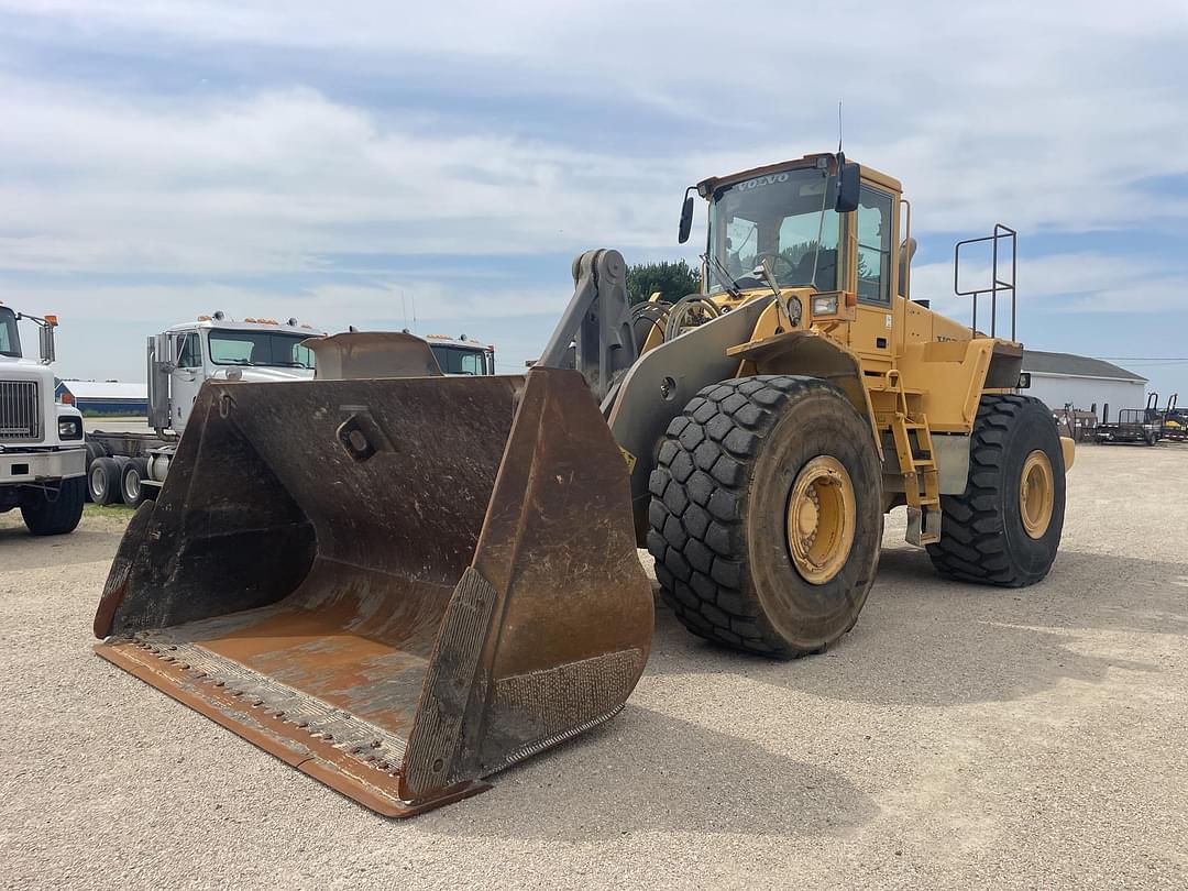 Image of Volvo L220E Primary image