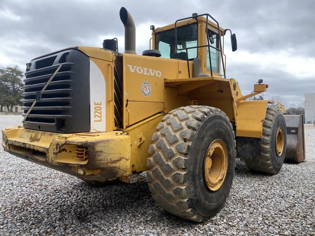 Image of Volvo L220E equipment image 2