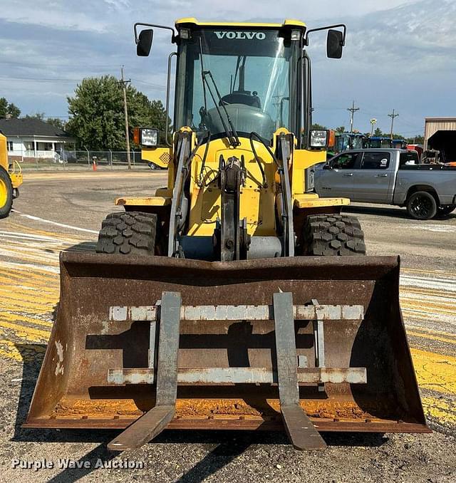 Image of Volvo L30B equipment image 1