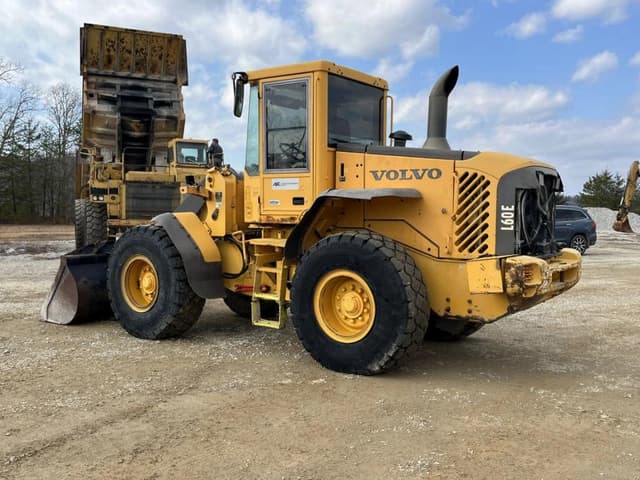 Image of Volvo L60E equipment image 2