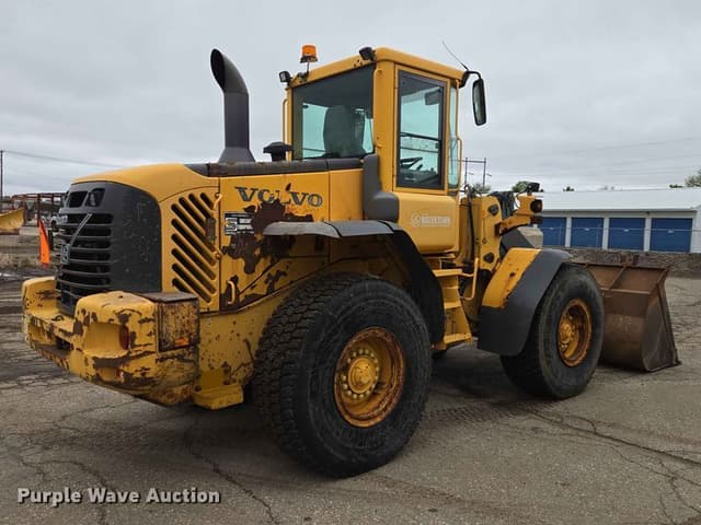 Image of Volvo L90E equipment image 4