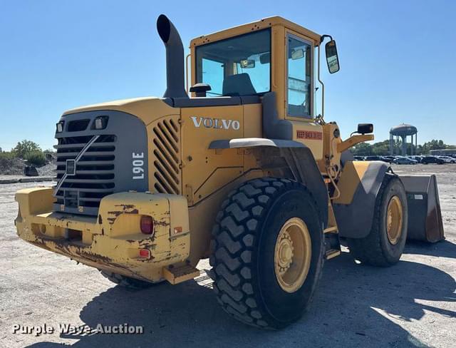 Image of Volvo L90E equipment image 4