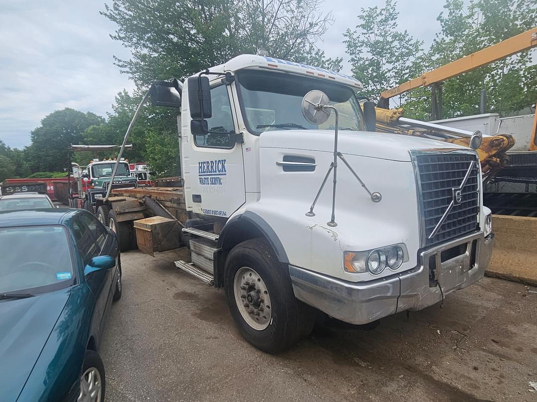 Image of Volvo VHD Image 0