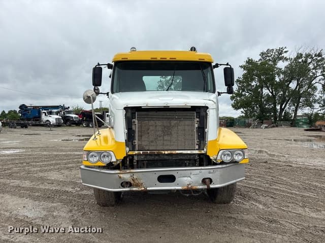 Image of Volvo VHD equipment image 1