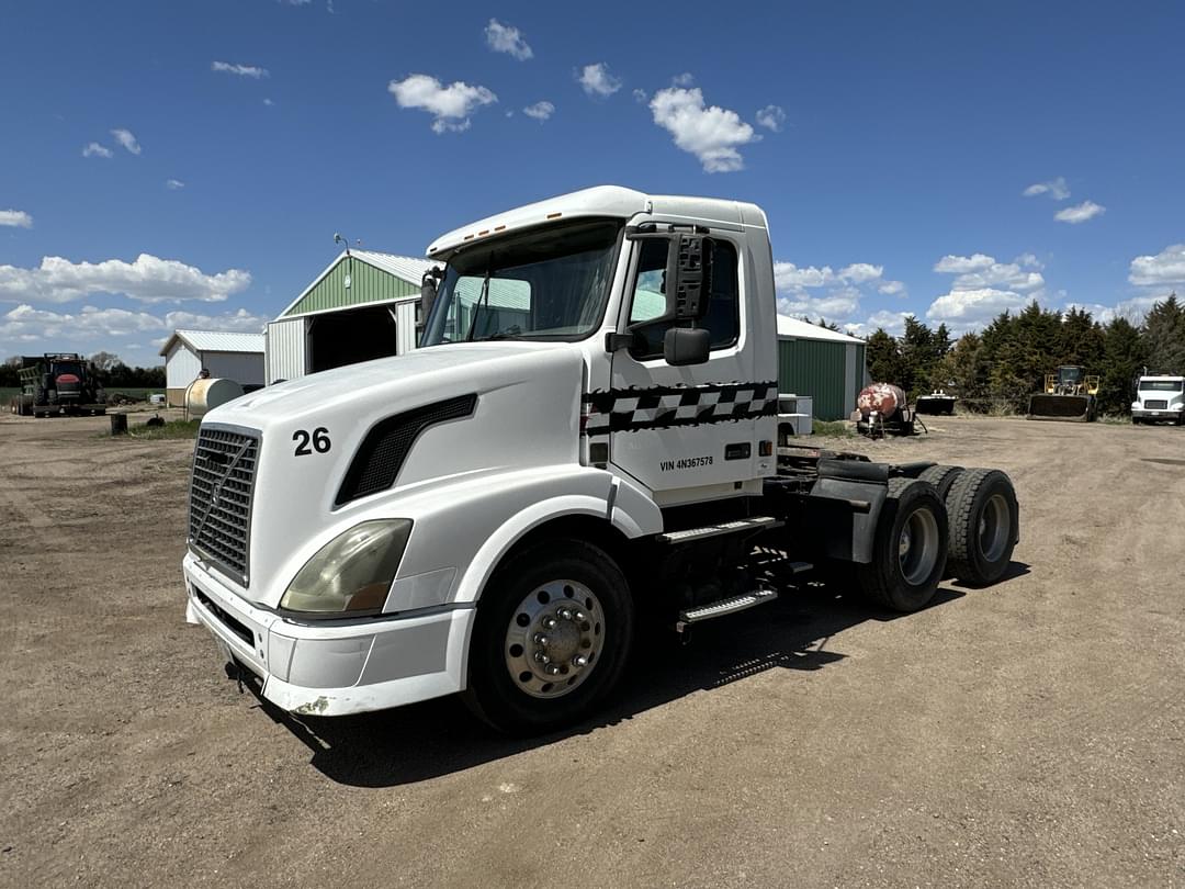 Image of Volvo VNL Primary image
