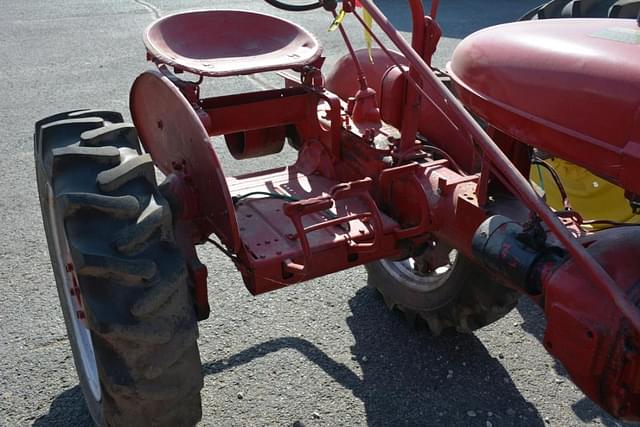 Image of Farmall A equipment image 4