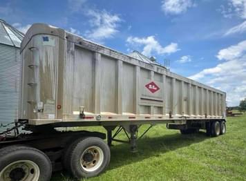 Main image Travis T102