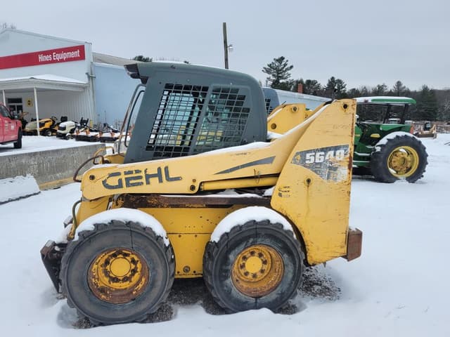Image of Gehl 5640E equipment image 2
