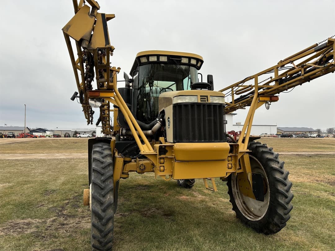 Image of Ag-Chem Rogator SS1074 Image 1