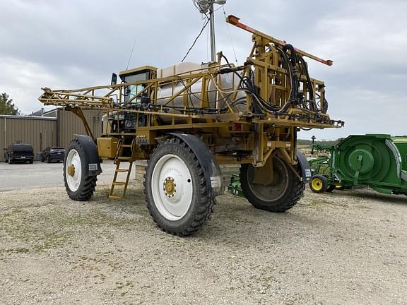 2005 Ag-Chem RoGator 1074 Chemical Applicators Sprayers - Self ...