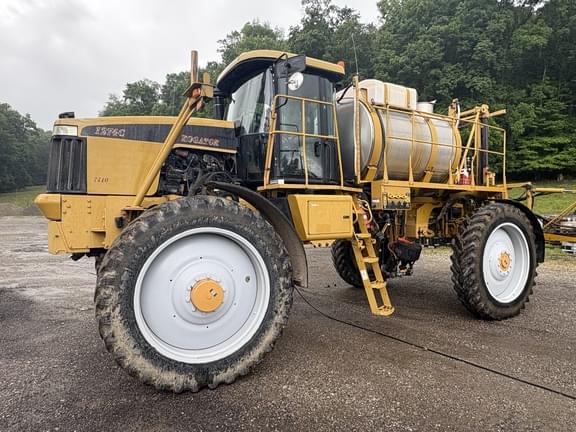 Image of Ag-Chem RoGator 1274C equipment image 4