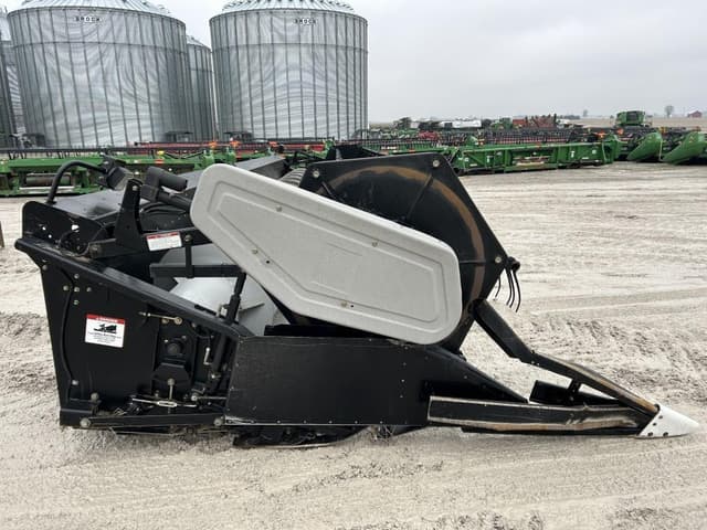 Image of AGCO 8000 equipment image 4