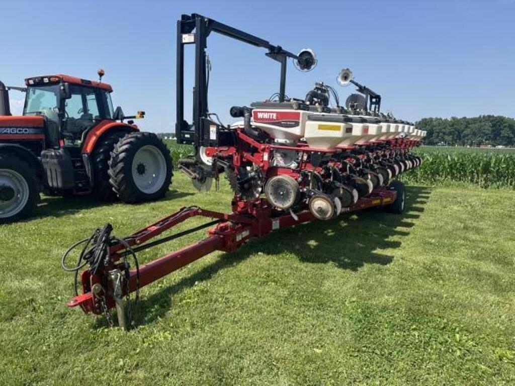 Image of AGCO 8742 Primary image